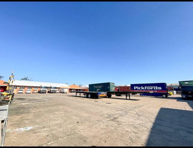 7,000M² WAREHOUSE TO LET IN PROSPECTON INDUSTRIAL